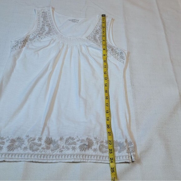 Charter Club Missy White Embroidered Tank Top Size Medium - Picture 7 of 8